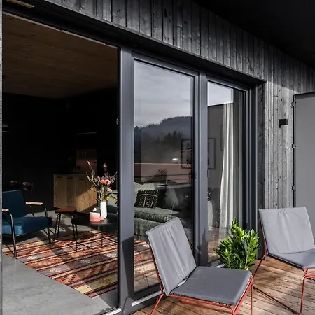 Pfoertner Penthouse Apartment Hausham Exterior photo