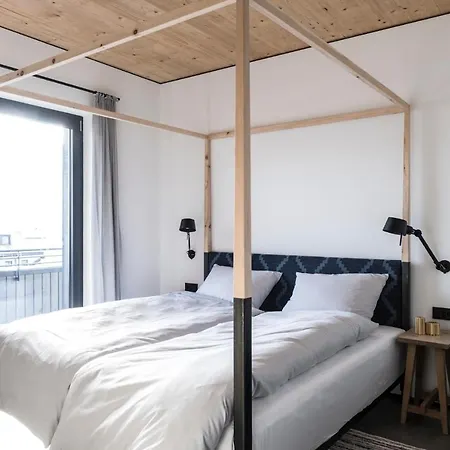 Pfoertner Penthouse Apartment Hausham Exterior photo